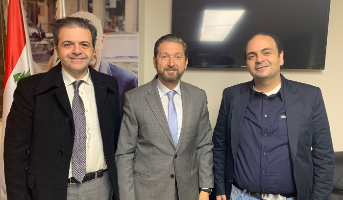 كرامي يلتقي زميله الفائز بالطعن حيدر ناصر