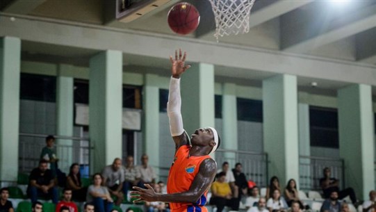 فوز أول لـ الهومنتمن في بطولة “السلة”