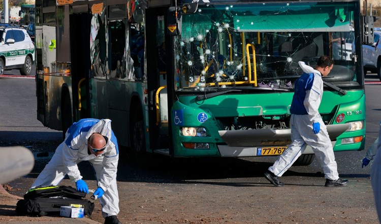 مقتل “إسرائيلي” ثانٍ متأثراً بجروحه في عملية القدس المحتلة