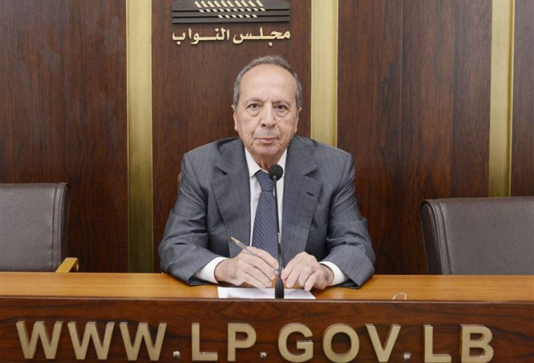 جميل السيد: كيف يمكن ضمان عودة أموال المودعين؟