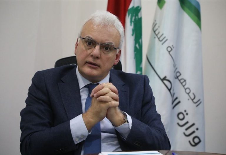 القرم يحذر: لدينا صعوبات.. ونعمل على الموازنة القديمة