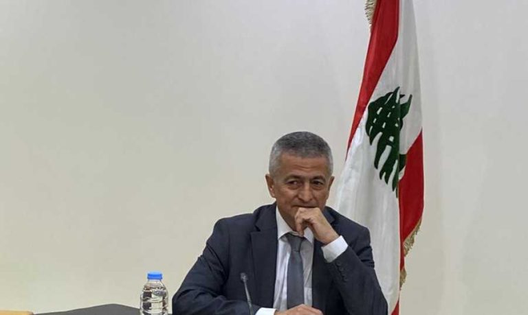 وزير المال يعلن عن رفع سعر الدولار الجمركي في هذا التوقيت!