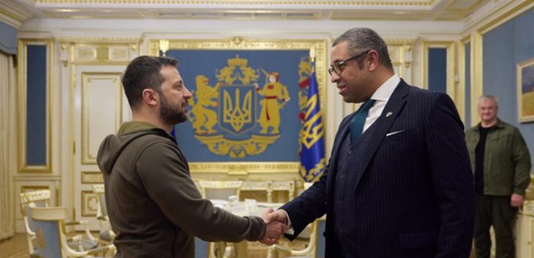وزير خارجية بريطانيا يصل كييف: “الهجوم الروسي سيفشل”