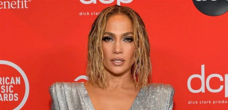 بالفيديو.. جينيفر لوبيز تعود من جديد