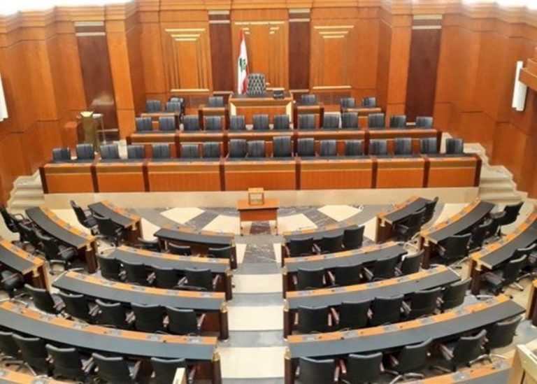 قبل “جلسة الخميس”.. لقاء لـ “نواب المعارضة” الثلاثاء