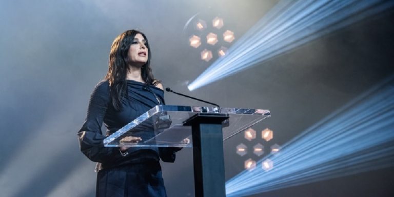 بالصور ـ أجمل إطلالات نادين لبكي!