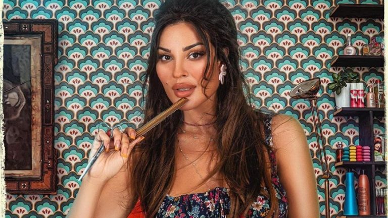 بالصورة.. نادين نجيم في المستشفى وقلق على صحتها