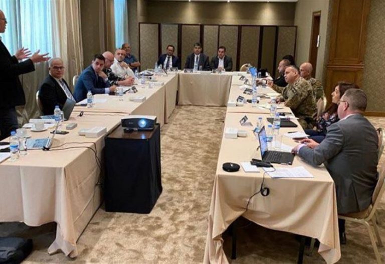 دورة تدريبية خاصة في قطاع النفط