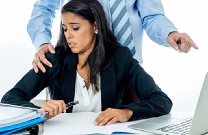 إنتشار للتحرش والعنف الجنسي في أوروبا.. وأشخاص يكشفون تجاربهم