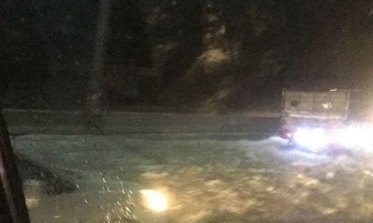 بالفيديو: مياه الأمطار تغمر الطرقات مجدداً