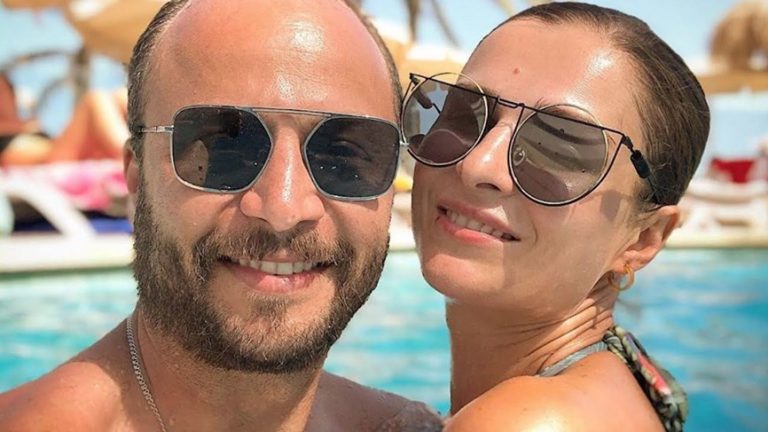 بالفيديو.. لقطات رومانسية تجمع مكسيم خليل وزوجته بعيده؟