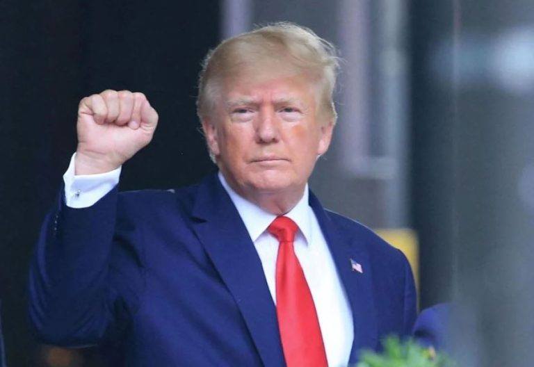 ترامب يعلن رسميا ترشحه للرئاسة: “2024 موعد لتصويت أفضل”