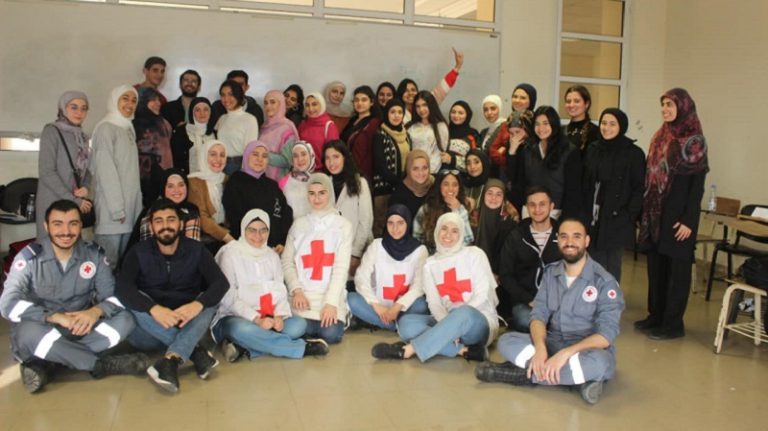 ندوة توجيهية للصليب الأحمر في الجامعة اللبنانية