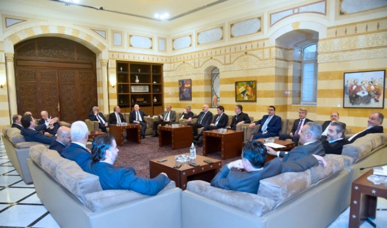 من حضر اللقاء التشاوري الذي عقده ميقاتي مع الوزراء ومن غاب؟