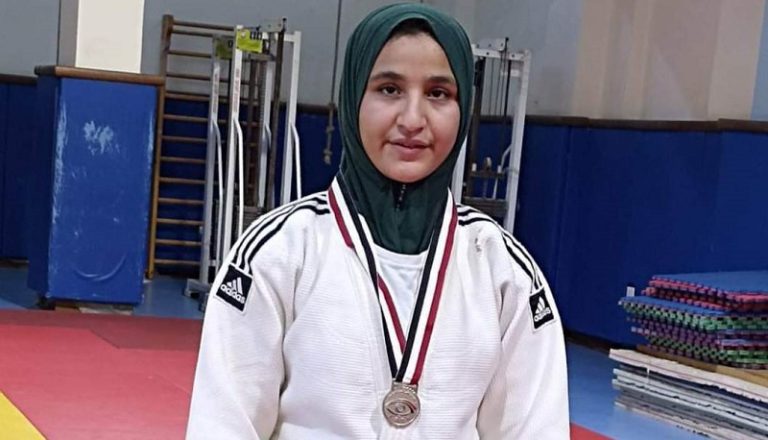 فوز طالبة من ذوي الهمم بالمركز 7 بمونديال الجودو للمكفوفين