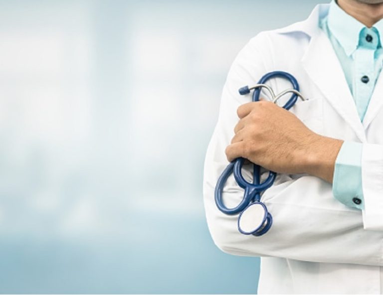 رفع مخصصات الاطباء المتقاعدين