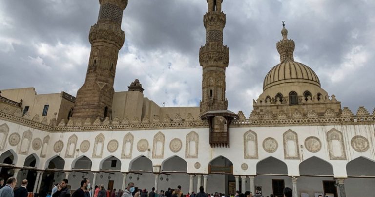 كشف فساد في جامعة الأزهر!