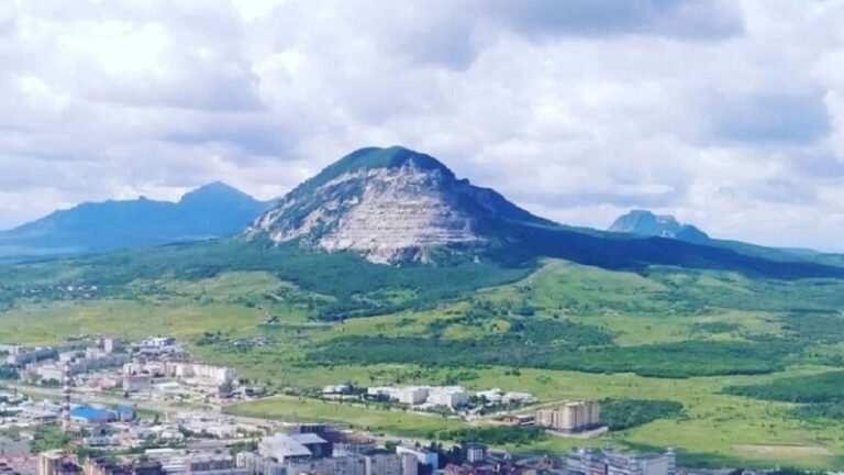 روسيا تستعد لمد مصر بمياه من أشهر جبالها