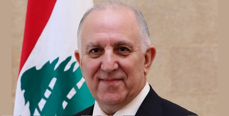 فهمي من الداخلية إلى الصحافة!