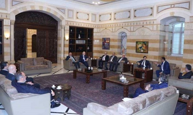 خاص “الجريدة”… تكليف الحجار التواصل مع ميقاتي حول جلسة التشاور