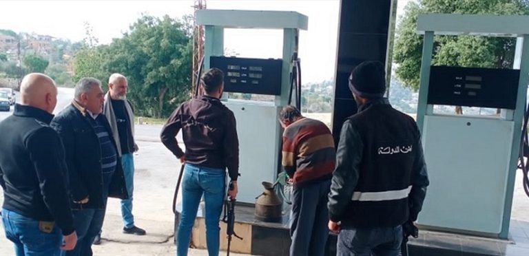 تسطير محاضر ضبط بحق المؤسسات المخالفة في الجنوب