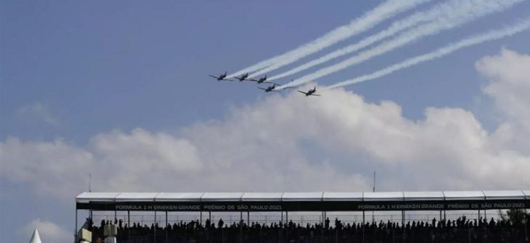 البرازيل تستعد لضمّ طائرات سويدية إلى قواتها الجوية