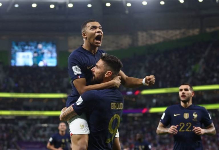 ثنائية “مبابي” تقود فرنسا لتخطي بولندا وبلوغ دور الثمانية