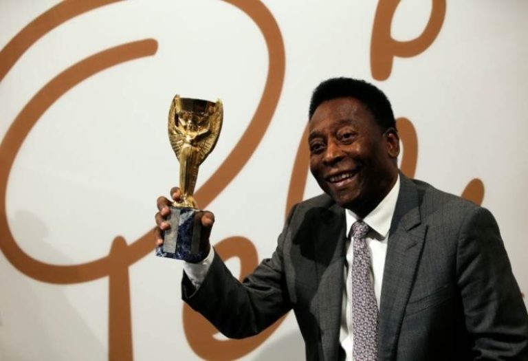 بيليه.. اسطورة خالدة تتكلم عنها الاجيال