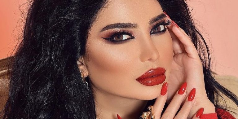 بفستان ازرق سماوي.. اطلالة ساحرة للممثلة رنا ابيض (صور)