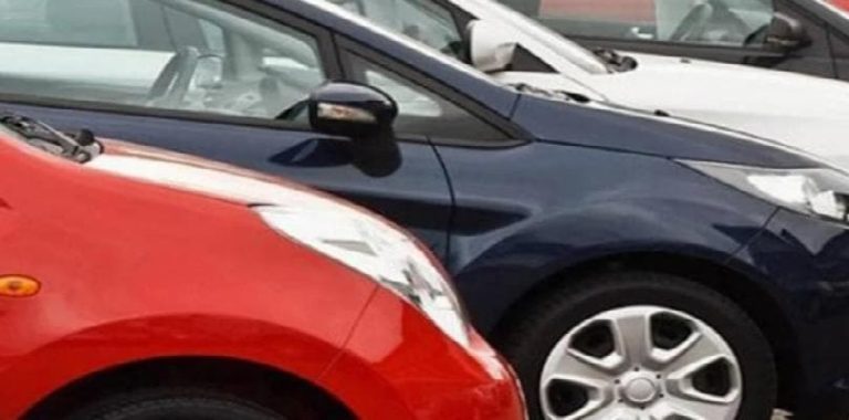 كيف يُحتسَب الدولار الجمركي والـTVA على السيارات المستعملة؟