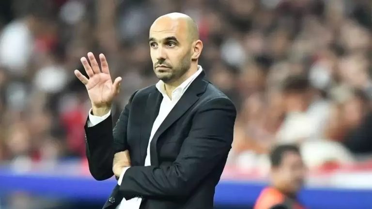 وليد الركراكي يعتذر للمغاربة.. هذا ما قاله