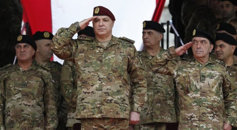 تقدم الكلام عن قائد الجيش: رئيس ستاتيكو