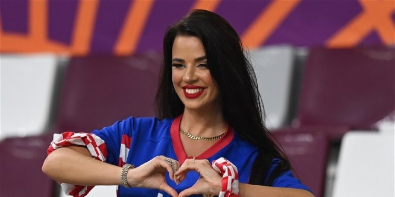 كيف احتفلت الكرواتية “الجذابة” إيفانا بفوز منتخب بلادها على المغرب؟ (فيديو+ صور)