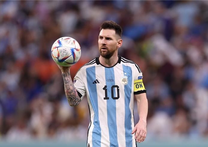هل يخوض ميسي موندياله السادس عام 2026؟