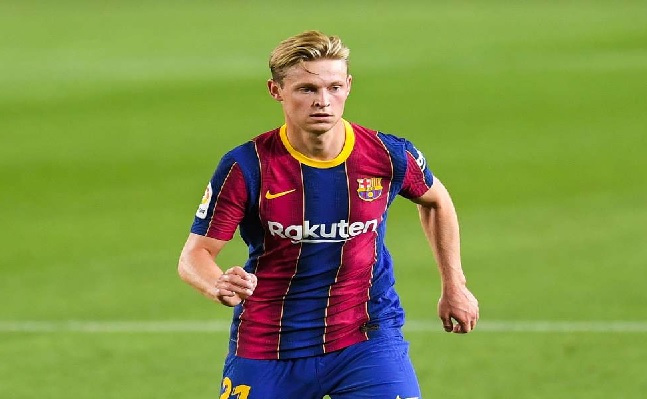 دي يونغ يرغب بالانتقال الى مانشستر يونايتد