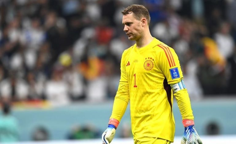 نوير يُبقي الباب مفتوحاً امام استمراره مع المانشافت