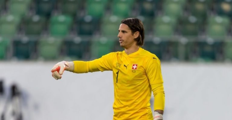 سومر يكسر حاجز الصمت بعد أنباء انتقاله لبايرن ميونخ