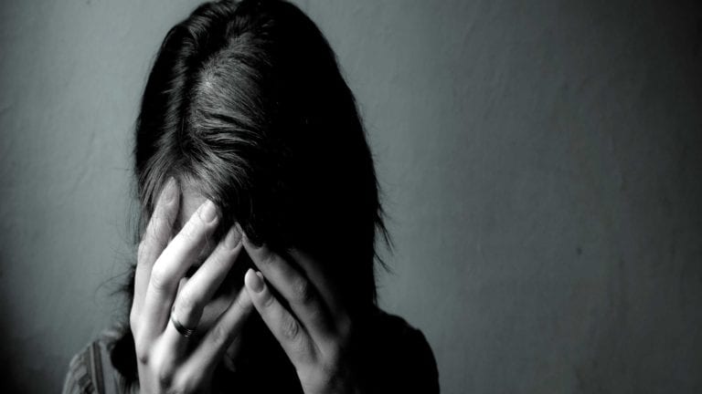 هل يؤثر الإكتئاب على الأمعاء؟