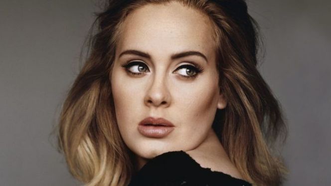 بعد الطلاق..أديل تعاني