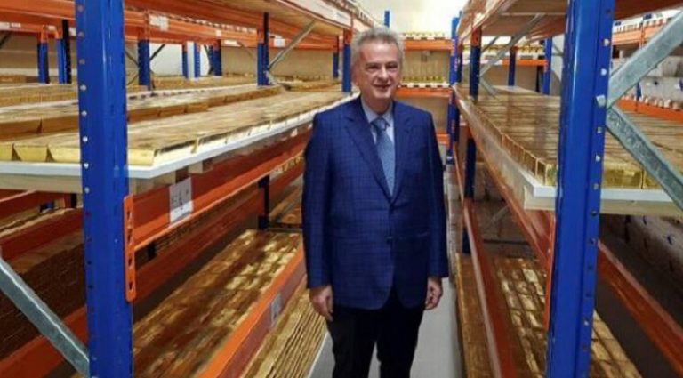 ما أخذنا الذهب أخذنا جنى عمركم بس