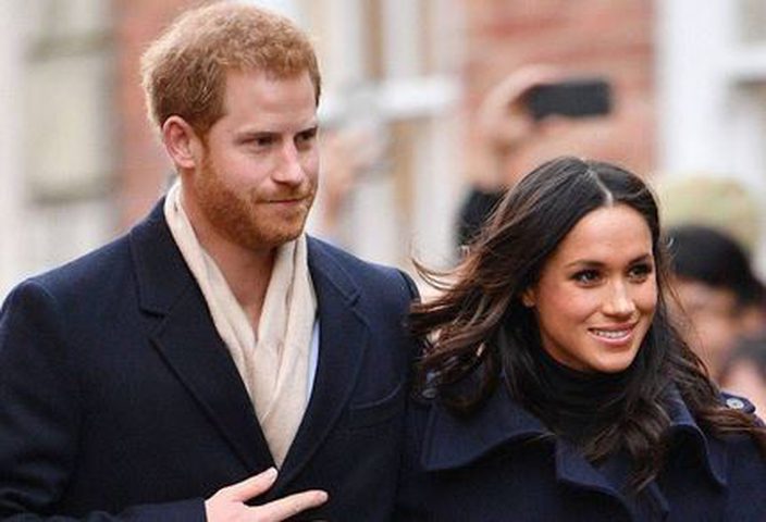 كيف بدأت قصة الحب بين ميغان وهاري؟