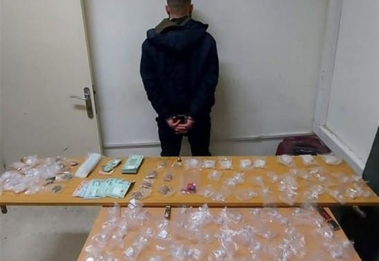 كمين محكم في المعاملتين.. والقاء القبض على”مروج مخدرات”