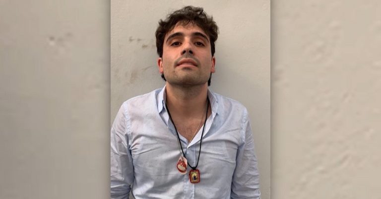 بالفيديو: “حرب شوارع” في المكسيك بين “دولتين” بعد اعتقال ابن “امبراطور” المخدرات