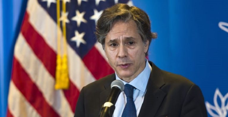 بلينكن يحثّ تونس للاتفاق مع “النقد الدولي”