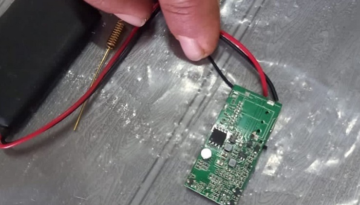 تفاصيل جديدة حول كاميرا العاقبية.. وهذا ما يهدد به الأهالي