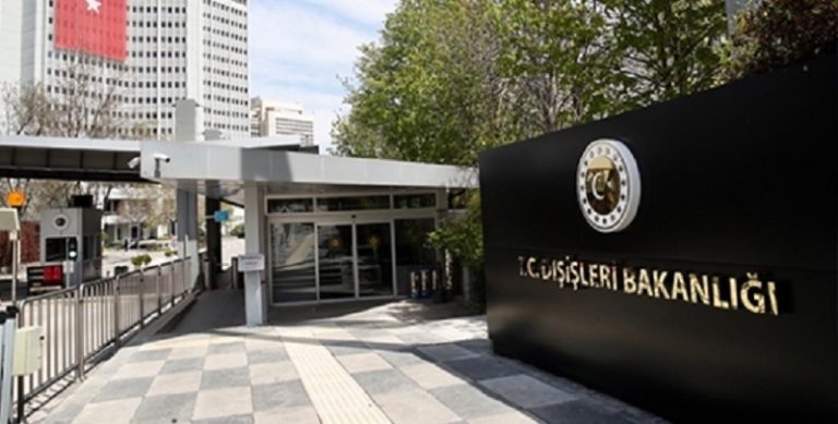 بعد حرق القرآن.. تركيا تستدعي السفير الدنماركي