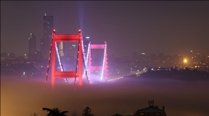 تركيا تُعلق حركة الملاحة في مضيق البوسفور بسبب الضباب