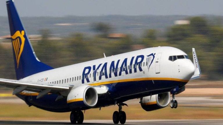 إنذار بوجود قنبلة في طائرة متجهة من بولندا إلى اليونان