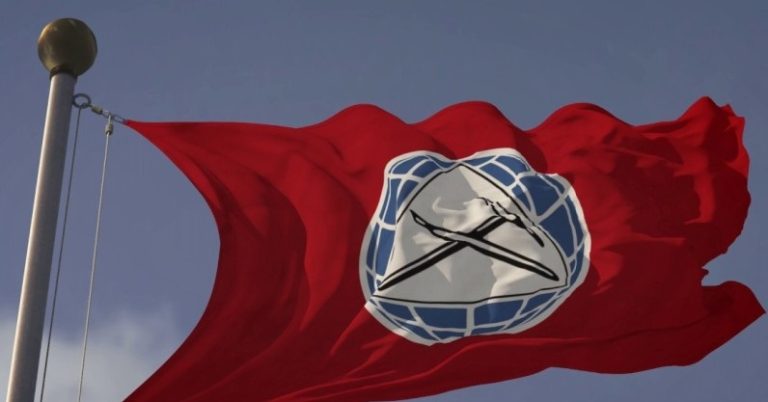 الاشتراكي: لضرورة الالتزام بمبدأ التوازن المالي وحصر الصفقات العمومية بهيئة الشراء العام