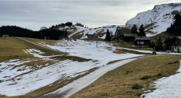 لا ثلوج… شتاء دافئ في “القارة العجوز”!